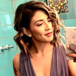 Meet your Posher, Rayzel lynne